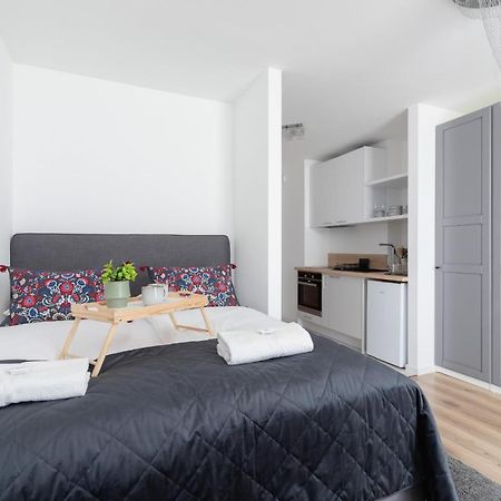 Elegant Pet-Friendly Studio In Krakow By Noclegi Renters Ngoại thất bức ảnh