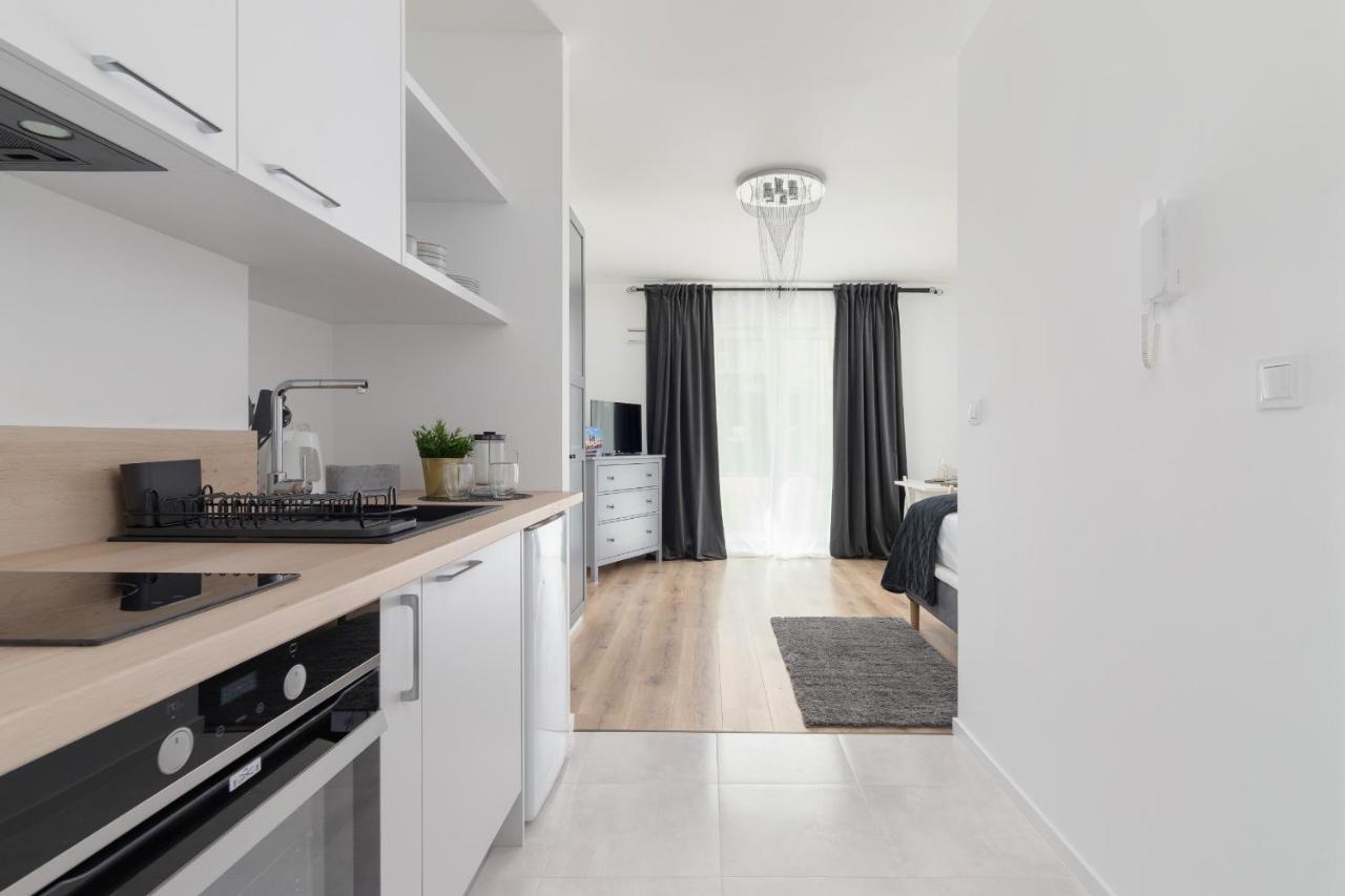 Elegant Pet-Friendly Studio In Krakow By Noclegi Renters Ngoại thất bức ảnh